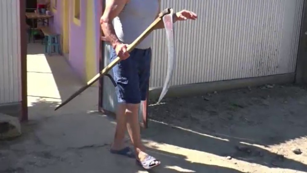 Crimă la Florești. Un bărbat a fost ucis cu o coasă de către un consătean
